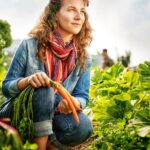 SLS ob svetovnem dnevu kmetic: Na kmeticah slonijo trije vogali naših kmetij